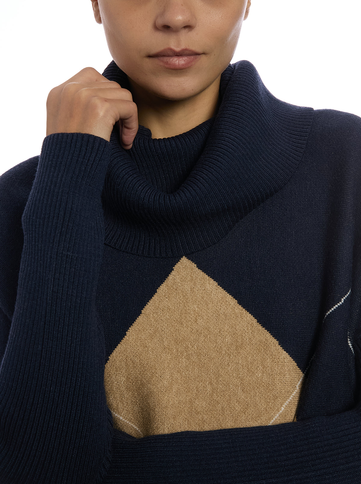 Exploded Argyle Removable Collar Poncho in Argyle Navy, cowl front detail